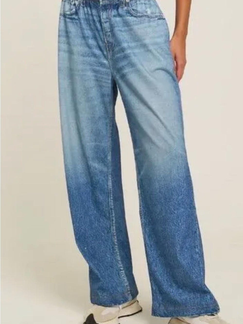 Wide-Leg Ombre Denim Pants in Light Blue